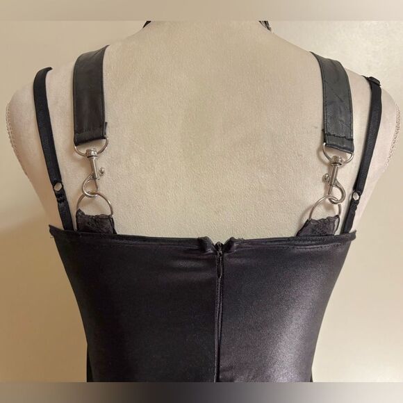 Vintage Y2K Serious LA Black Bondage Top and Skirt Set Sz Small - Picture 4 of 14